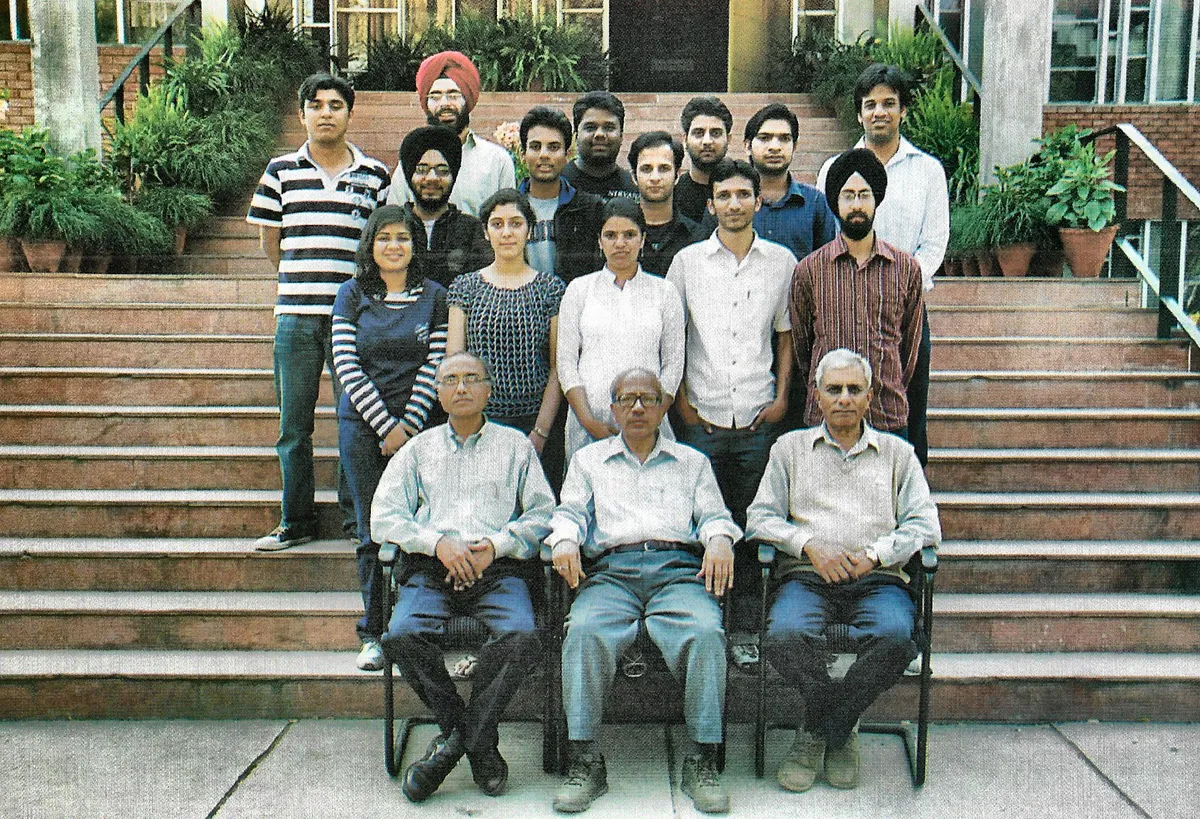 Aeronautical group photograph